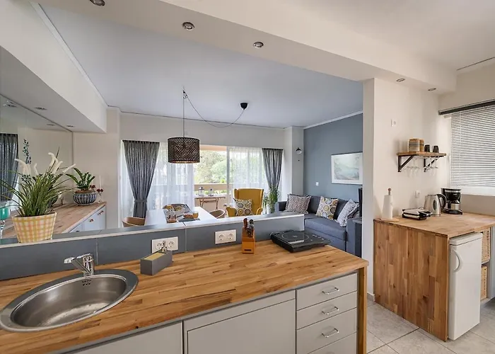 Russelia Right In The Heart Of Rhodes * Rhodes City