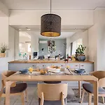 شقة Russelia Right In The Heart Of Rhodes Rhodes City